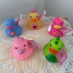 Target Bullseye Playground
Valentine's Day 2026
Rubber Ducks Full Set of 5